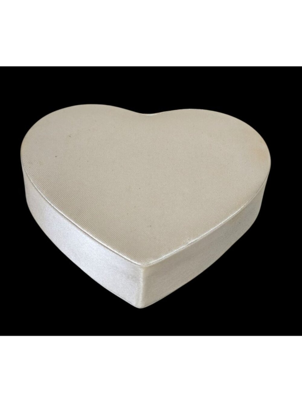 Heart-Shaped Cream Satin Decorative Candy Box Collectible Decor